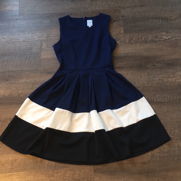 Formal Summer Dress - Picture 2 of 5